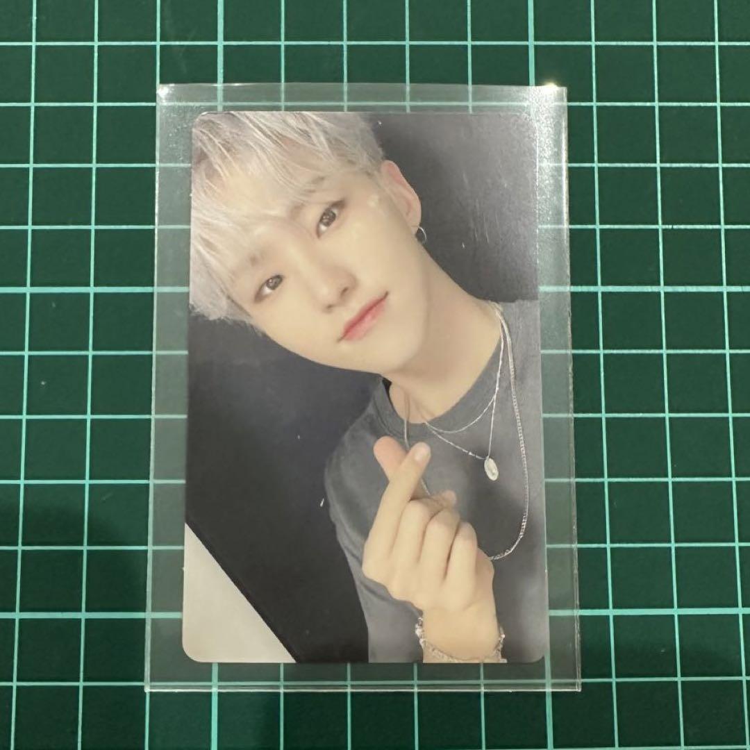 

[USED] SEVENTEEN Star Falling Petals