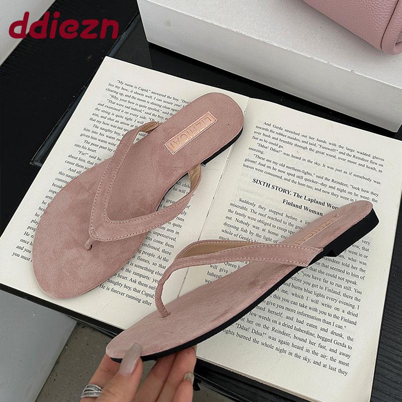 Fashion Summer Beach Female Flats Flip Flops Slides Slippers Shoes For Women Outdoor Fashion Round Toe Ladies Flats Slippers Shoes