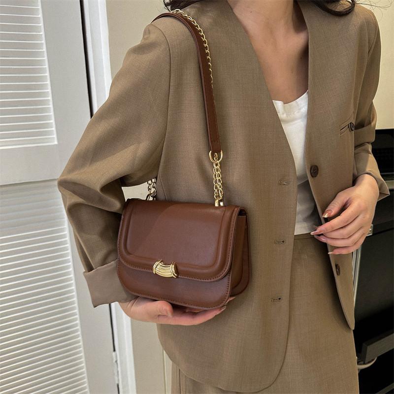 Trendy Chain Crossbody Bag Stylish Summer Small Box Bag Chic Shoulder Purse For Women