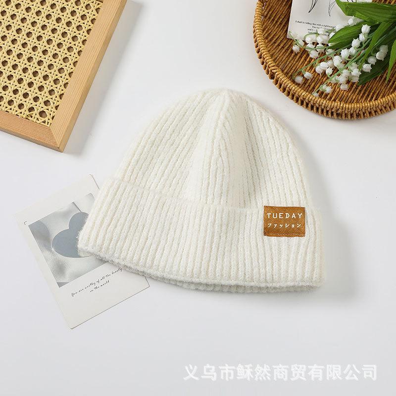 Thickened knitted wool hat Women's winter warm pullover hat Cold-proof and windproof pullover hat Cold hat Ear protection hat