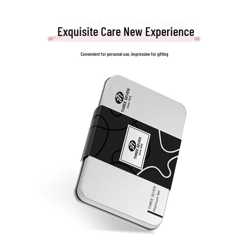 777 THREE SEVEN 4-Piece Manicure Set