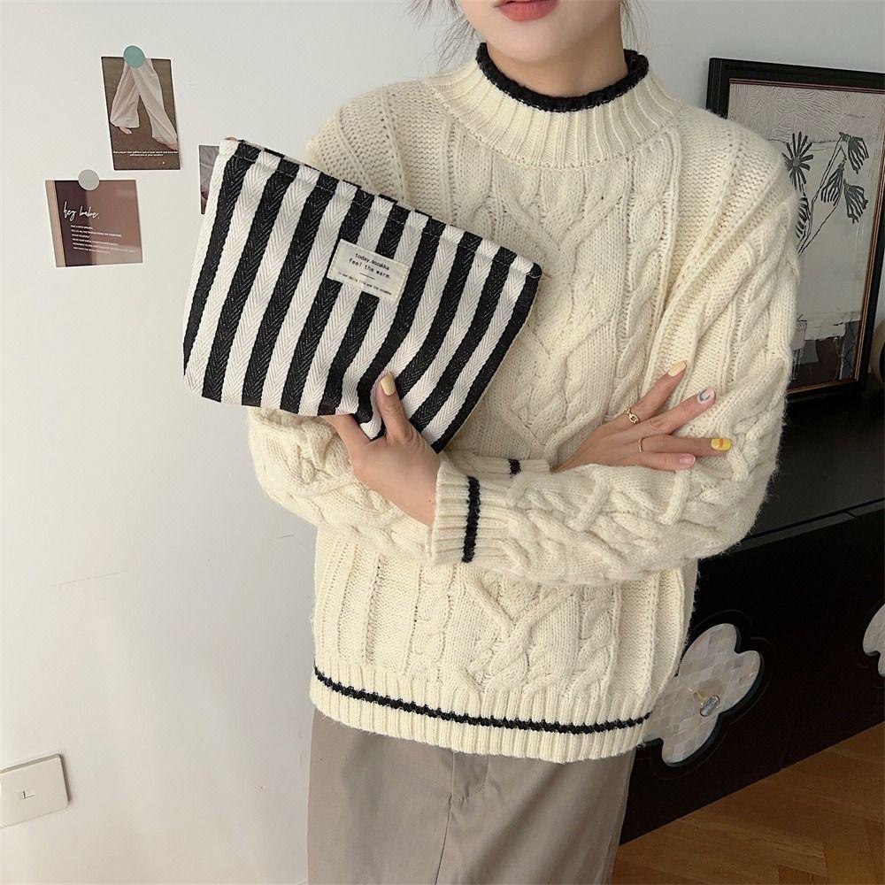 

Простая косметичка Streak Pencil Case Cute Storage Bag чёрный