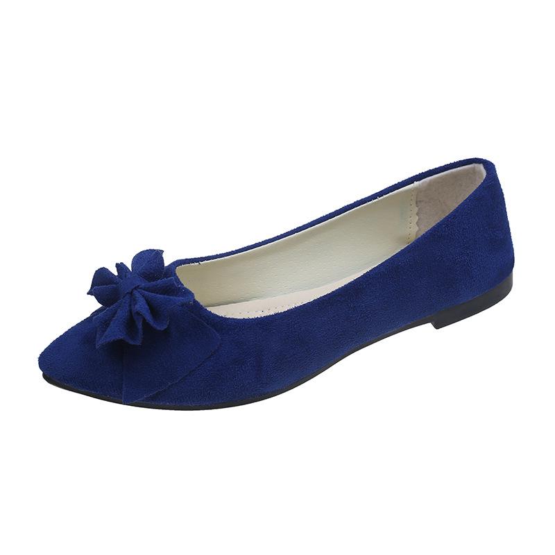 2025 Women's Solid Color Floral Pointed Flat Cloth Shoes with Embroidered Design In Large Sizes