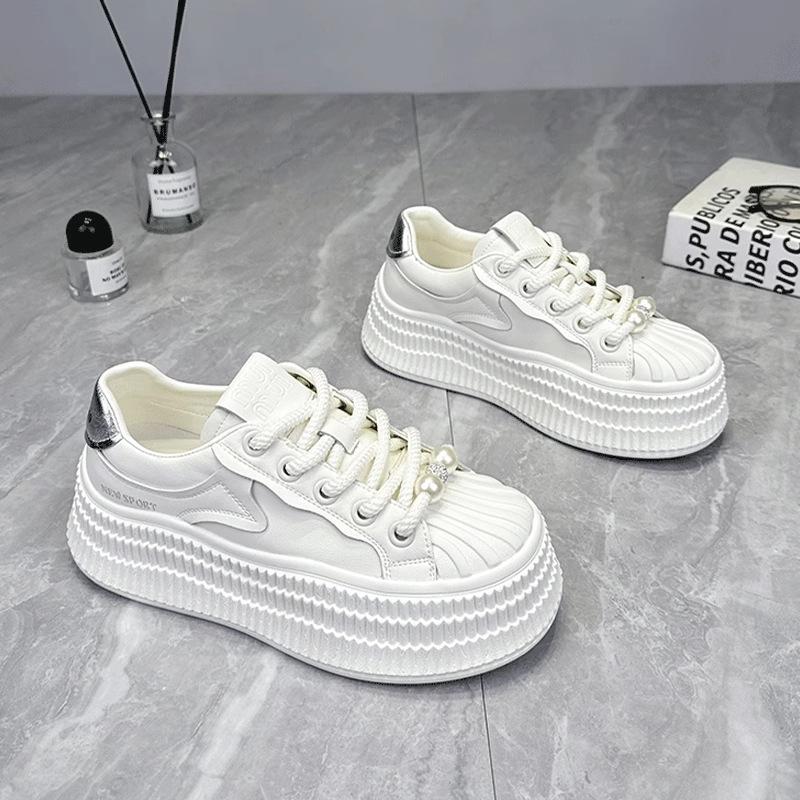 Board Shoes Light Breathable Soft Leather Little White Shoes Women's Spring and Autumn New Platform Sports Casual Shoes