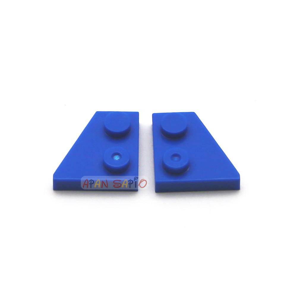 

10/50set DIY Building Blocks Bricks Wedge 2x2 Dots Figures Educational Creative Size Compatible With 24299 Toys for Children 10set синий