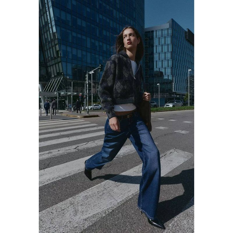 Za New Fall Women's Clothing 2025 Fashion Wind Diamond Pattern Knitting Pilot Jacket Outwear 6236100 050
