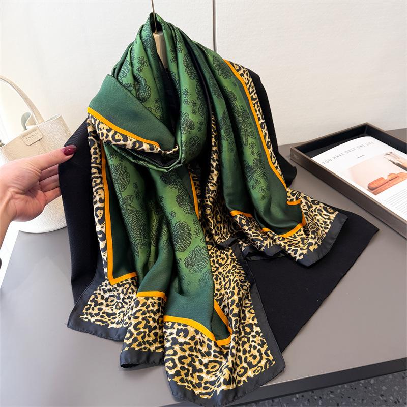 2025 Fashion Print Large Shawl Wraps Silk Scarf Women Luxury Brand Satin Headband Hijab Bandana Turban Foulard Summer Beach