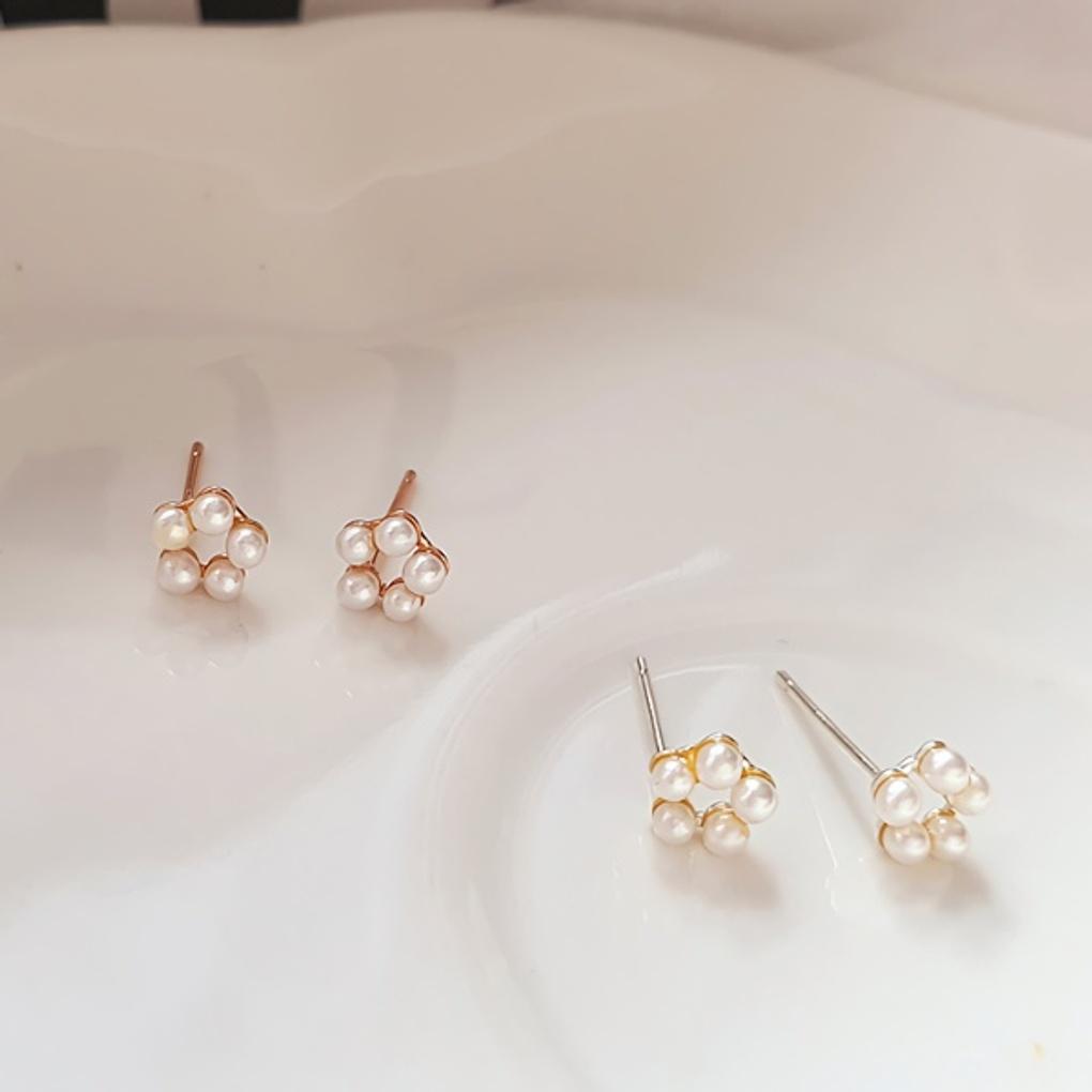 

Жіночі сережки-гвоздики з круглою квіткою зі срібла 925 проби pink gold