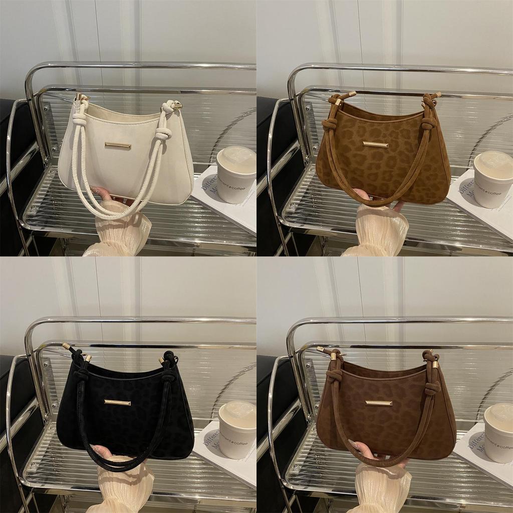 Pu Leather Shoulder Bag With Splicing And Zipper Closure For Daily Use