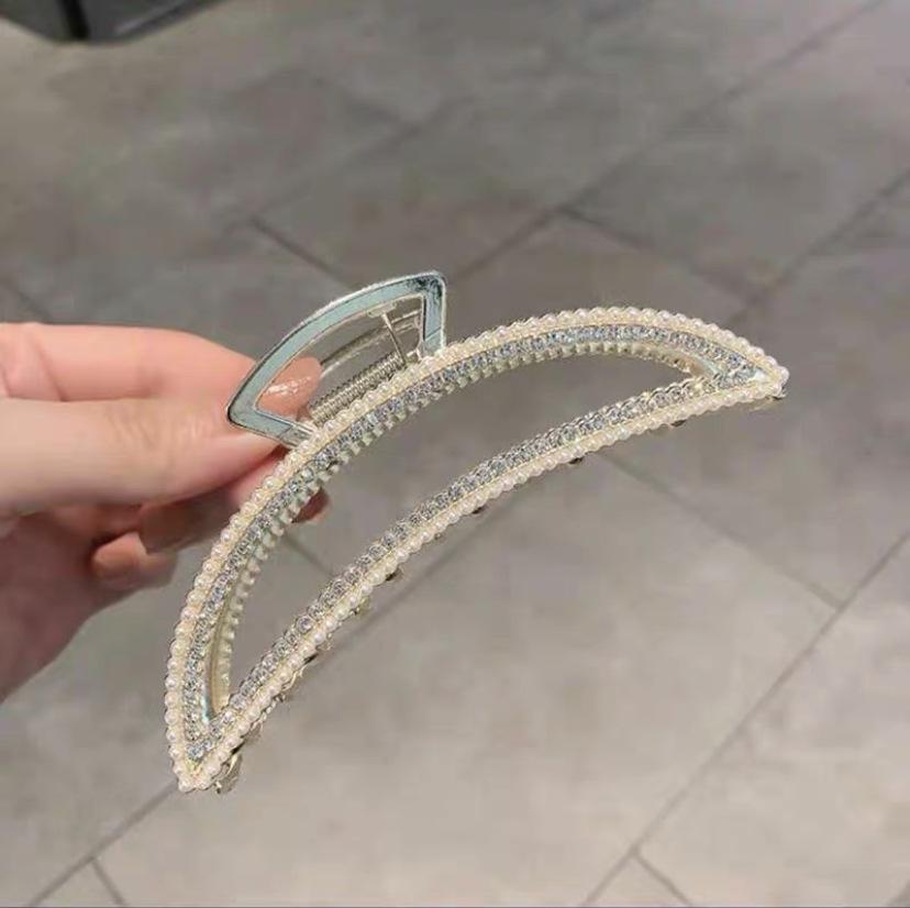 High-End Large Metal Claw Hair Clip for Women - Elegant Updo Accessory