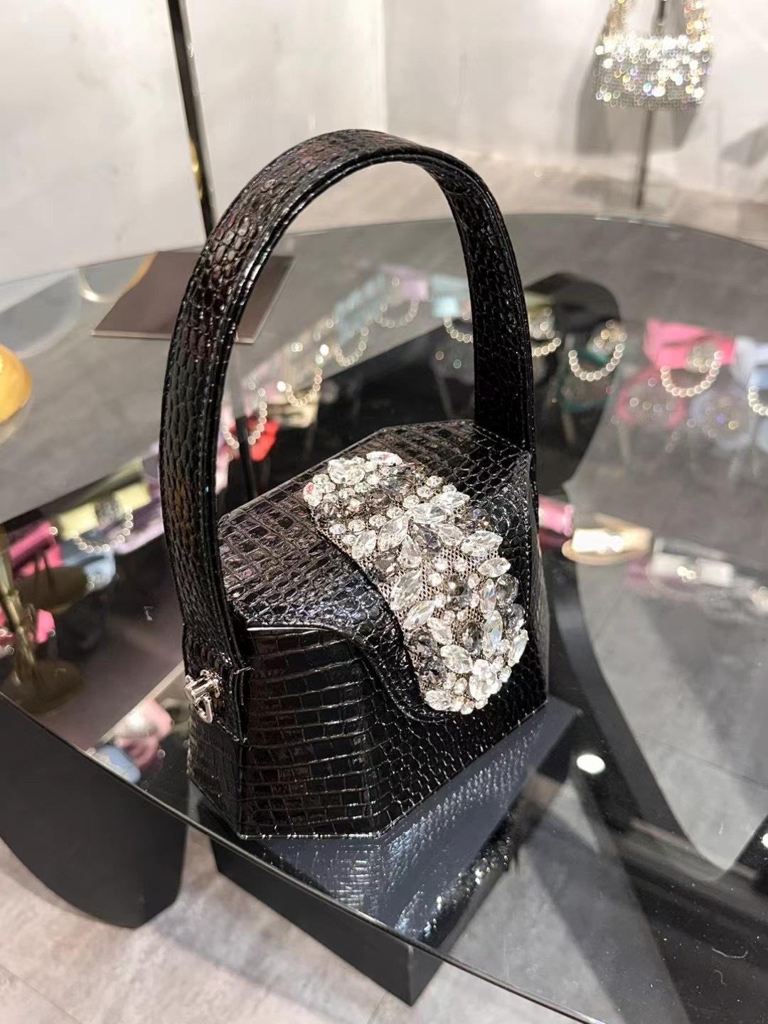 

Женская сумочка из искусственной кожи с бриллиантами, блестящая сумка для ужина знаменитости, дизайнерский кошелек Гуанчжоу чёрный