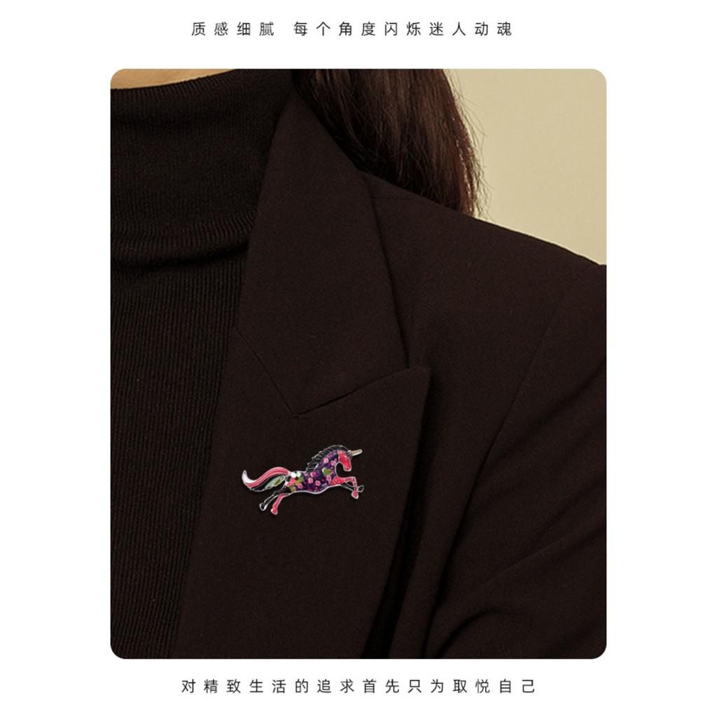 Cross-border new retro unicorn brooch fashionable super beautiful high-end pony painting oil animal pin brooch wholesale