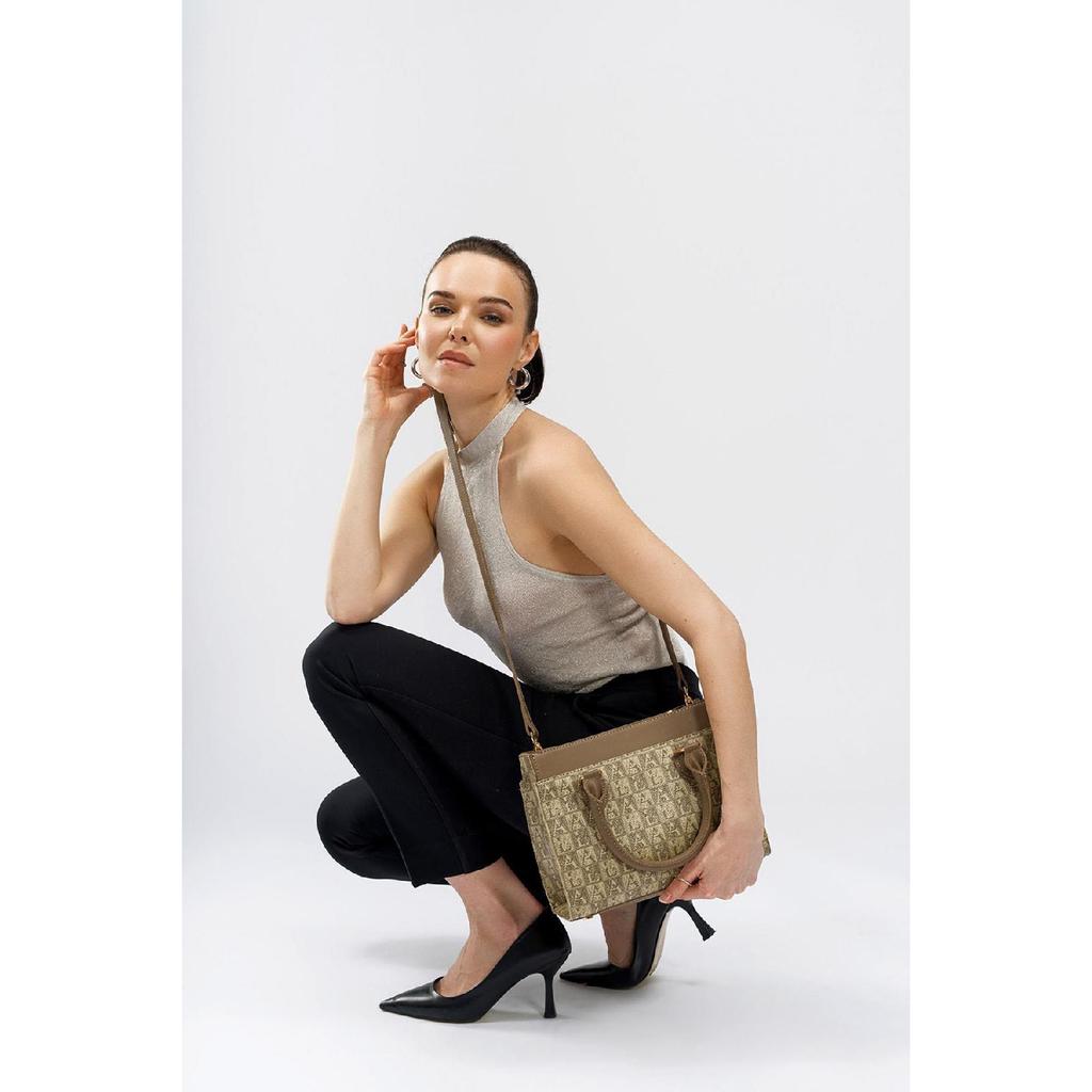Paton Woman Hand And Shoulder Bag