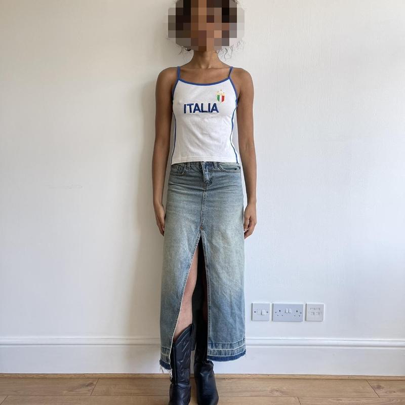 Europäische und amerikanische Mode sexy schmal geschnitten kontrastierende Stickerei Basic-Stil Camisole-Weste