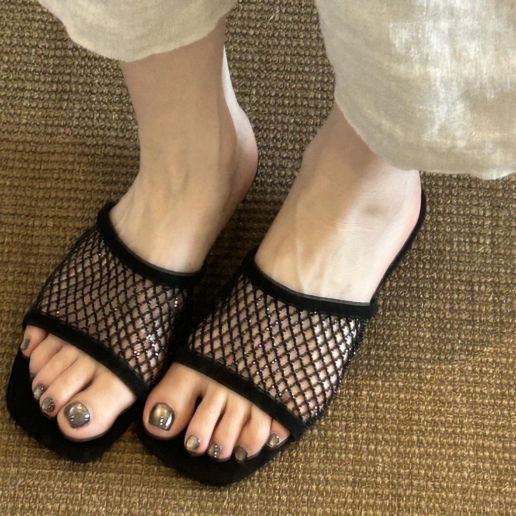 Anti-slip Shoes with Square Toe, Net Fabric, Women's New Style, Open-weave Summer Slippers Devotion