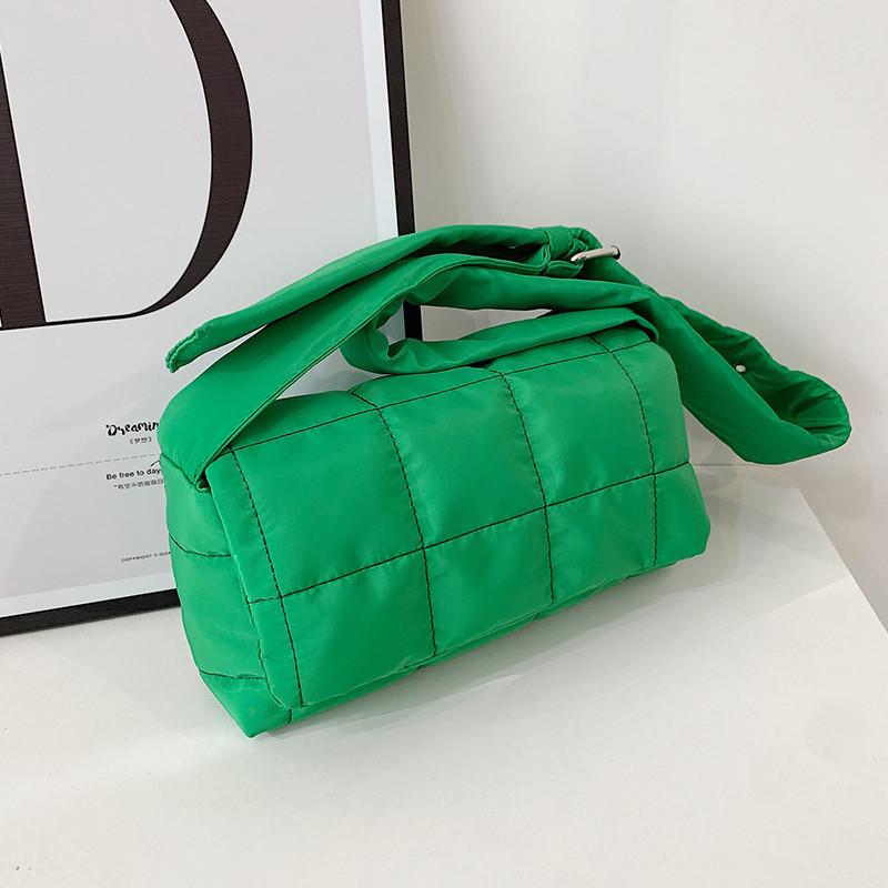 2025 New Ins Fashion Trend Internet Celebrity Solid Color Sponge Pillow Bag Nylon Shoulder Messenger Bag Space Cotton Bag
