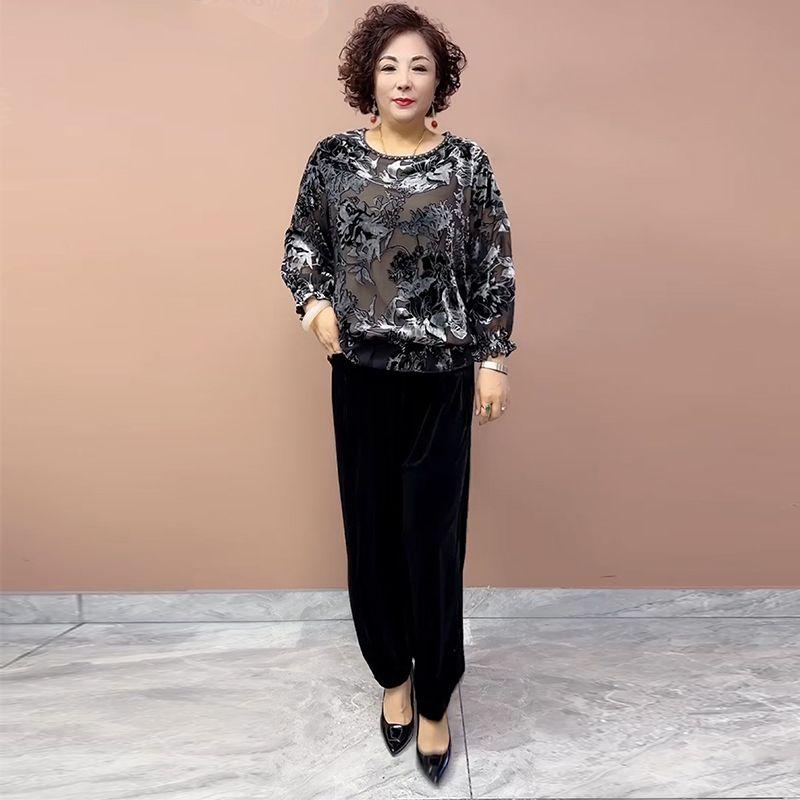 Spring and Autumn Women's Plus-Size Blouse Loose Fit Printed Silk Blouse Round Neck Floral Velvet Blouse