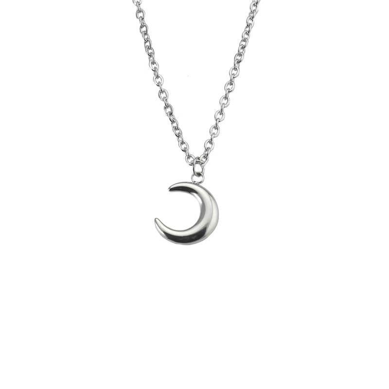 Moon Crescent Clavicle Chain: Stylish Korean Hip-Hop Necklace