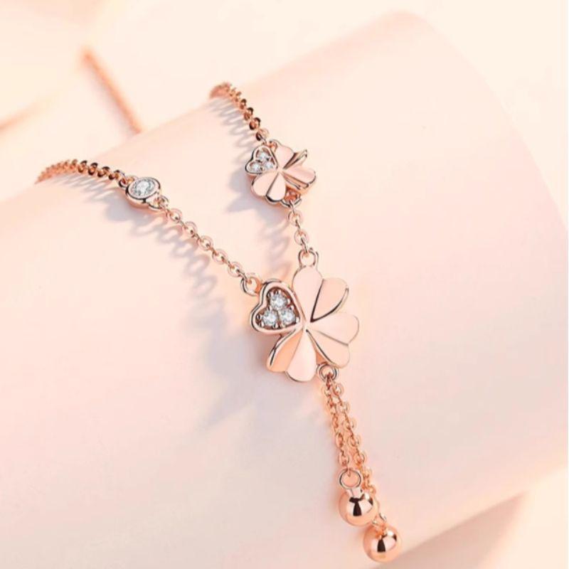 

Four-Leaf Clover Gold Necklace - Women s Light Luxury Fashion, Perfect Gift