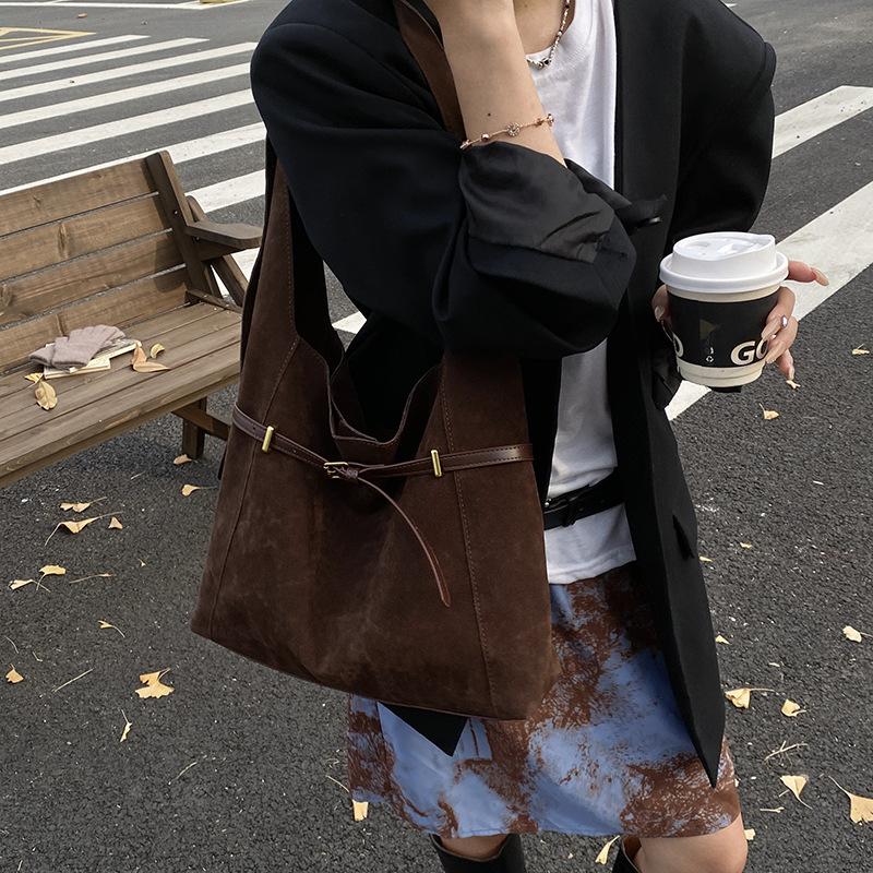 Underarm Bag, Fashionable Bag, Shoulder Bag, Simple Commuting Tote Bag