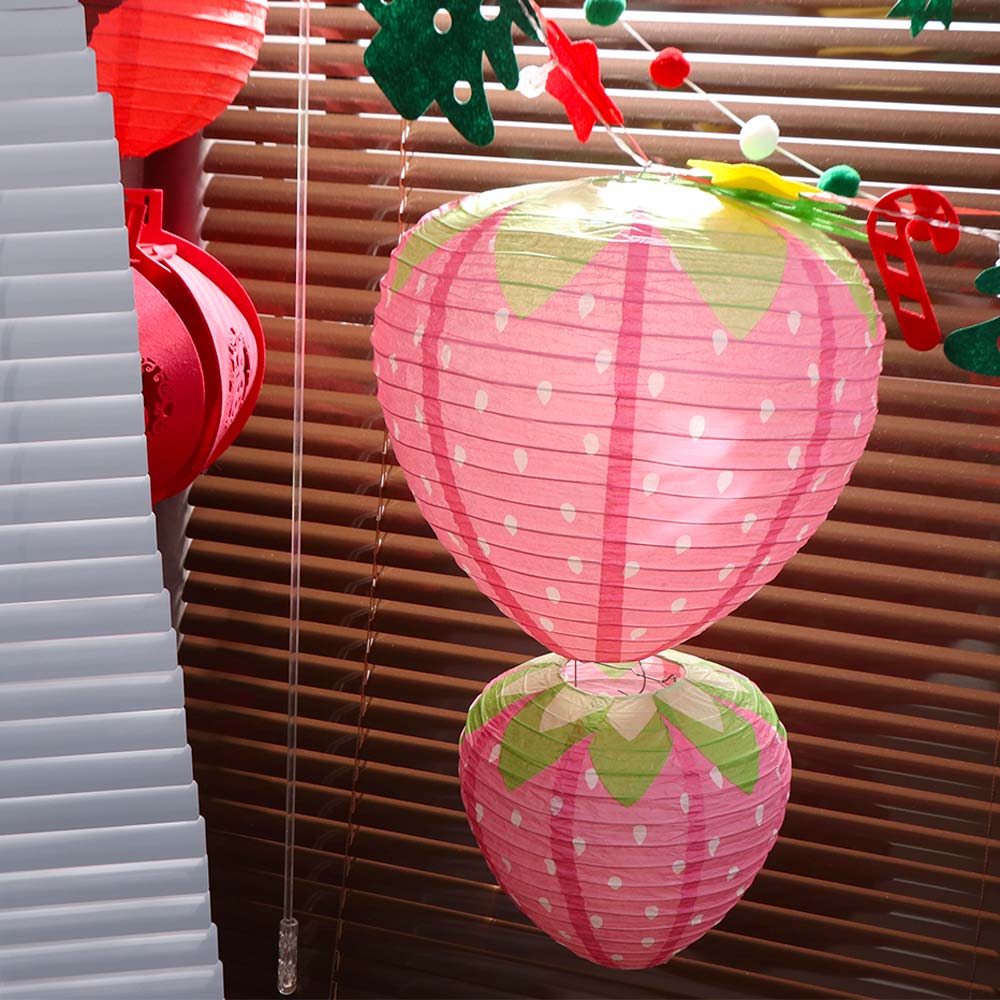 3D Pink Strawberry Lantern Handheld Fruit Theme Paper Lantern Sweet Cute Ornament Hanging Lantern Ball Children's Holidays