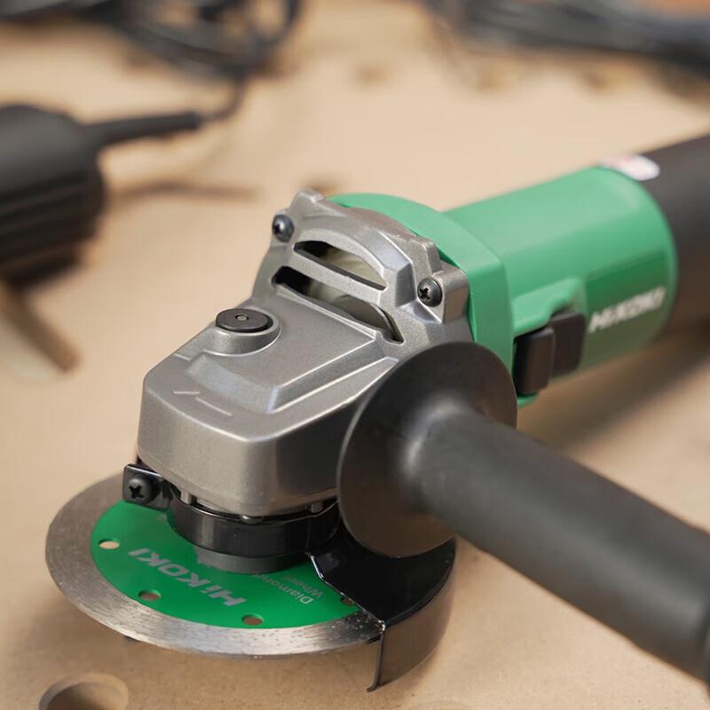 HiKOKI G10MGAR4Z 100mm Angle Grinder CN Plug (adapter Included)