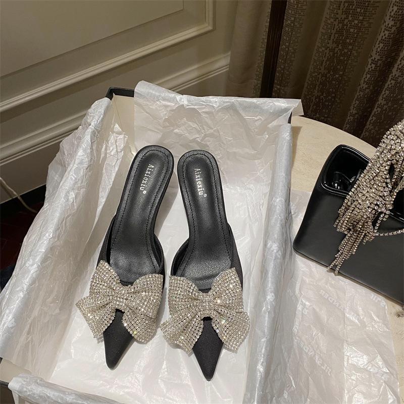 

Spring butterfly dish knot rhinestone pointed high heel bag head sandals women s thin heel half drag empty high heels single shoes 40 чёрный