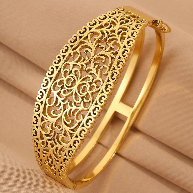 Wide version of love pattern wide version of retro design hollow carving crafts bracelet One Size(16-22CM)