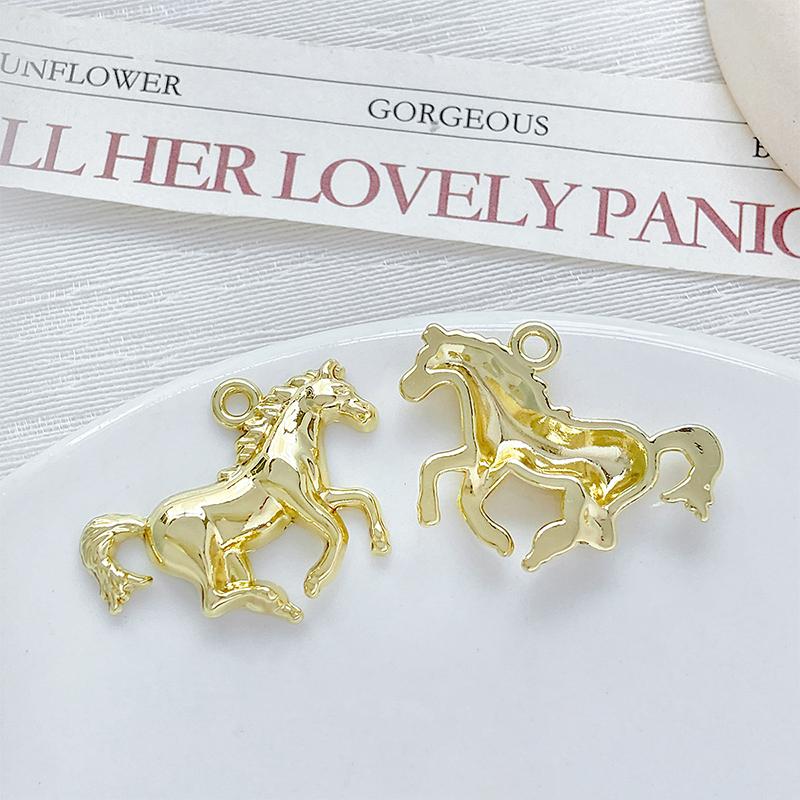 2Pcs/Lot Zinc Alloy Painted Double-Sided Horse Pendant Charms Diy Necklace Bracelet Earrings Accessories