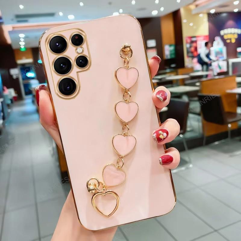 Plating Love Heart Bracelet Chain Phone Case For Samsung Galaxy S26 S2 Ultra S24 S23 FE S22 S21 S20 S10 Plus Back Cover