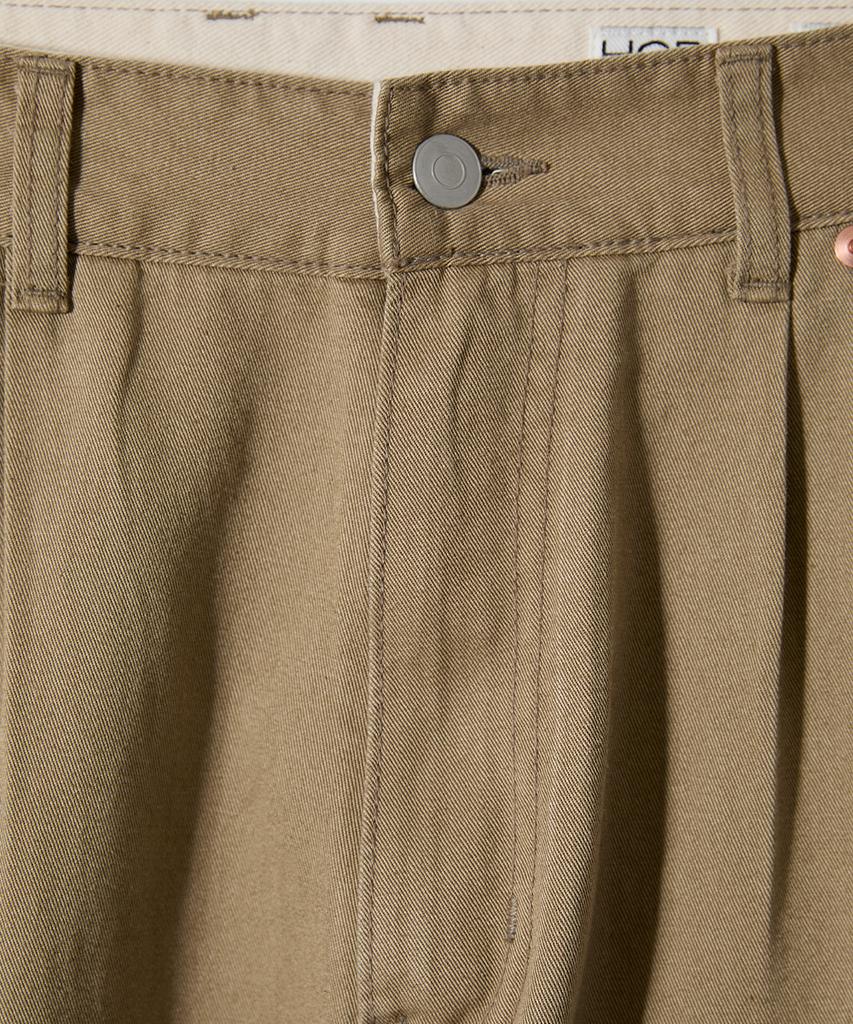 Holliseon Banff Loose Tapered Chino Pants Beige
