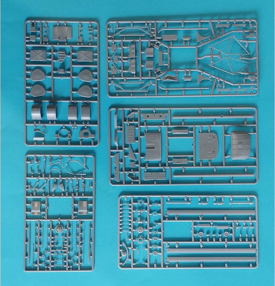 AMP 1/32 Scale American Hughes TH-55 Osage Light Helicopter Plastic Model Kit (AVP32001)