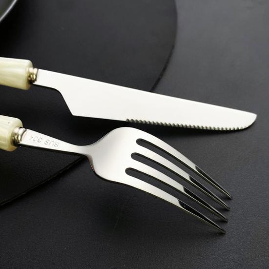 304 Stainless Steel Cutlery Set with Handle Knife Fork Spoon Elegant Western Utensils Dishwasher Safe Tableware for Home Restaurant