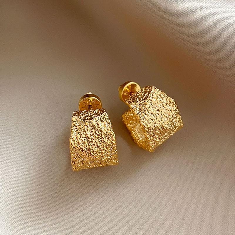 Irregular Round Pleated Earrings, Individual Cold Style Design Earrings, Fashionable Medium and Antique High-end Earrings
