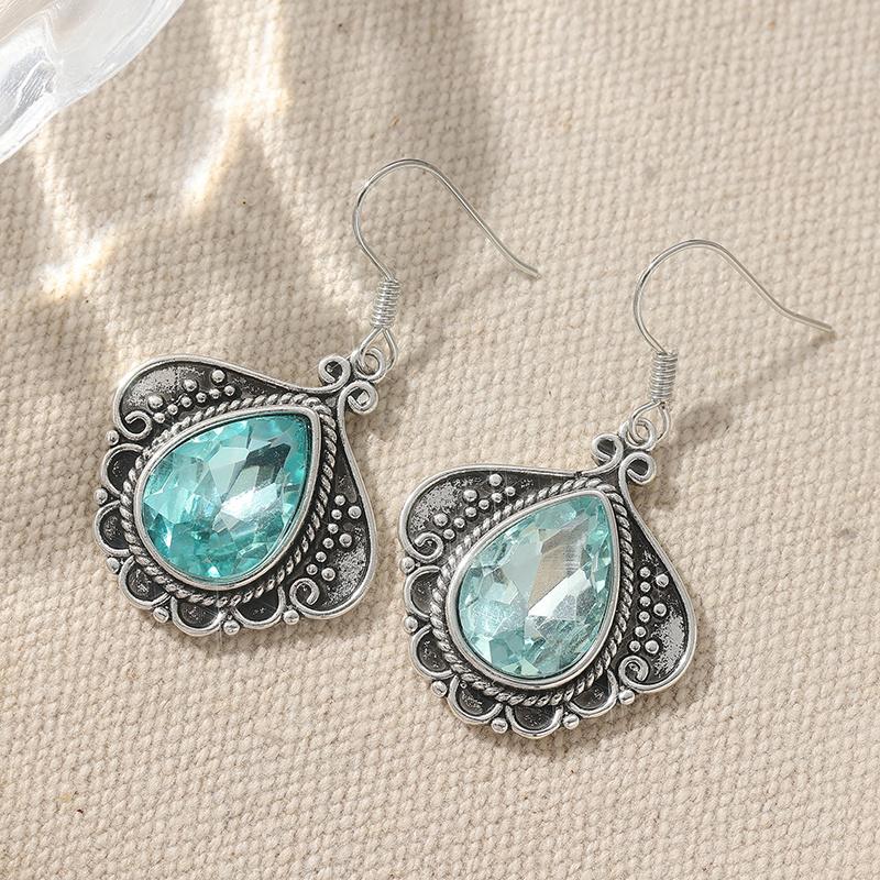 Exquisite Retro Wassertropfen Blau Synthetischer Zirkonia Anhänger Ohrringe für Damen Elegante Schmuckaccessoires Passend für Bankettgeschenke