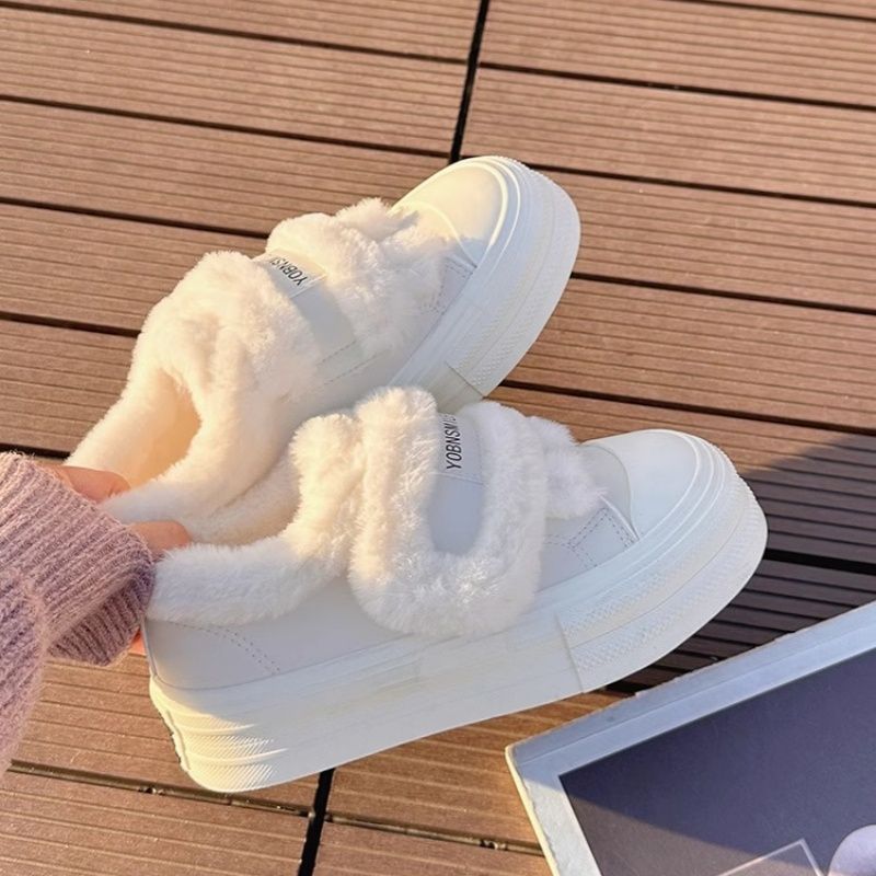 Winter New Velvet Velcro Women Ins Versatile Cotton Shoes Platform Warm Board Shoes