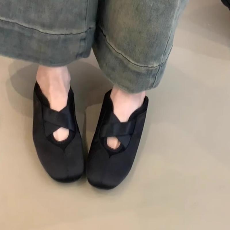 Women's Ballet Flats Soft Sole Lightweight Satin Sweet Dancing Mary Jane Shoes for Silk Ladies Walking Loafers Comfortable