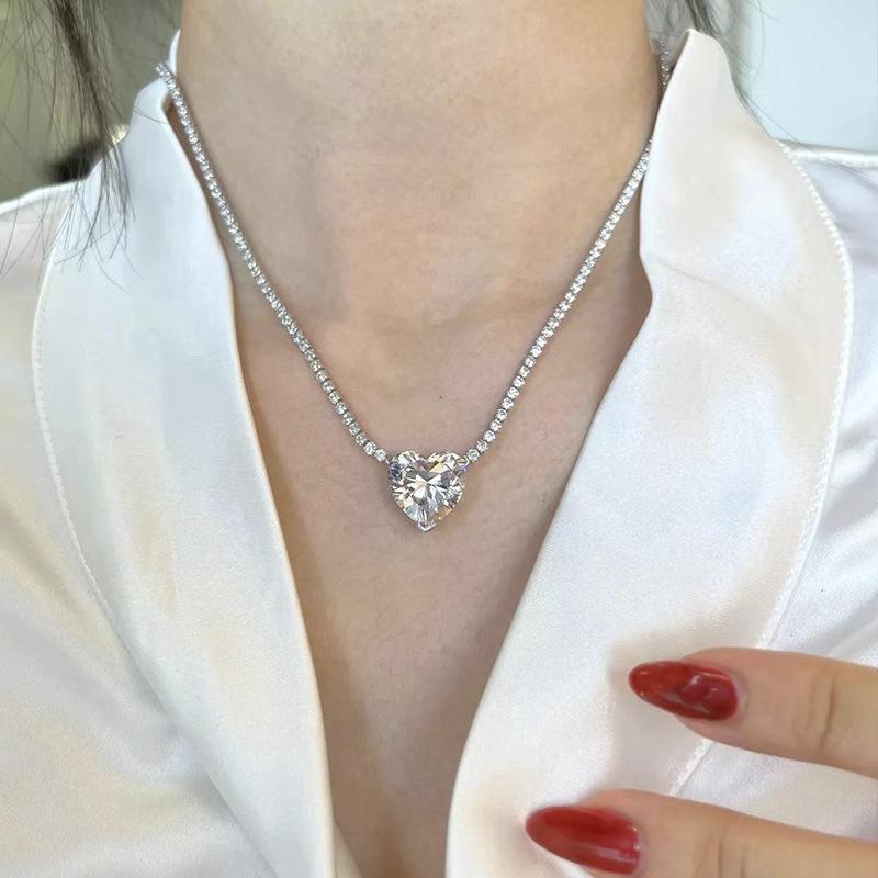 

Xiancan Jewelry S925 Sterling Silver Heart Lavishly Set Pink Diamond Necklace Choker S925 Silver