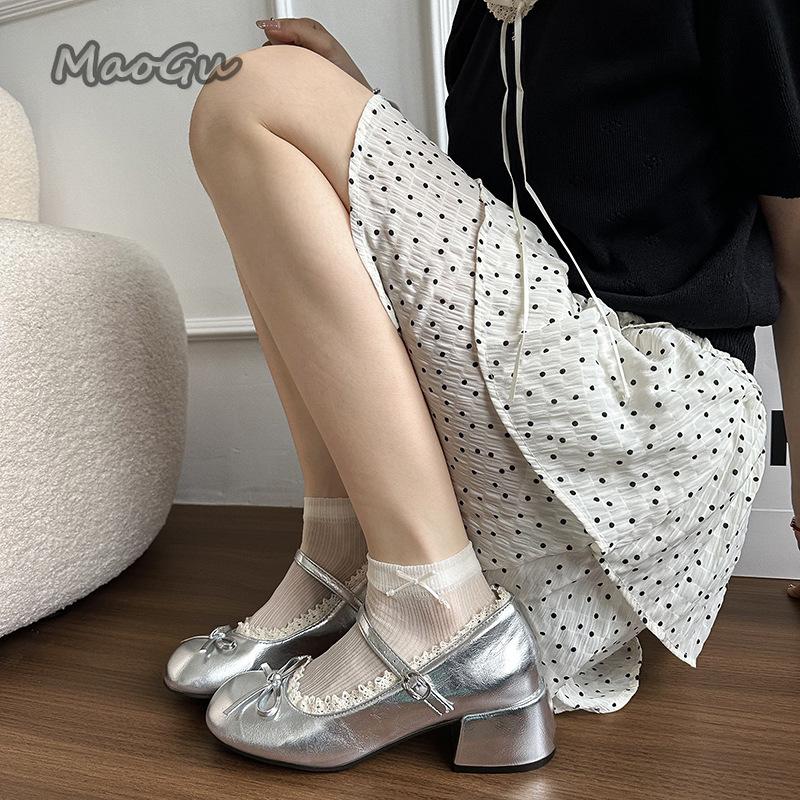 Fashion Patent Leather Women Mary Jane Pumps Fashion Butterfly-knot Dress Shoes Ladies Thick Heel Lace Lolita Shoes Size 35 40 Bombas
