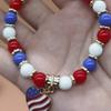 Acrylic Bead Bracelet with Heart Design—A Simple, Minimalist Bracelet Perfect for Christmas, New Year's, or as a General Gift