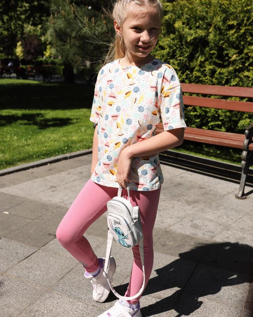 Set de Vară Activ pentru Fete – Tricou Moale din Bumbac Tricotat cu Imprimeu Distractiv și Colanți Elastici, Vară, 6427-043-33 HC