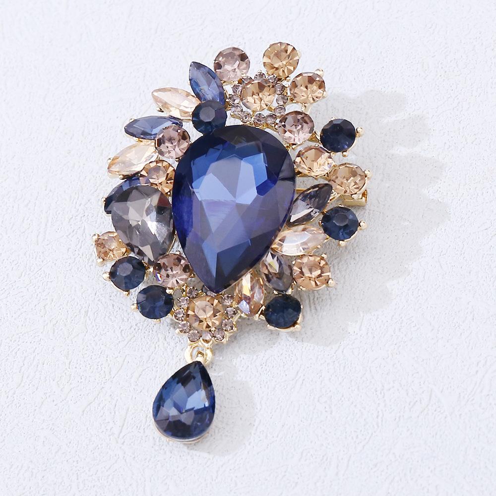 2026 Brooch European and American Luxury Super Flash Crystal Brooch Fashion Fur Coat Corsage Creative Pendant Crystal Pin Jewelry