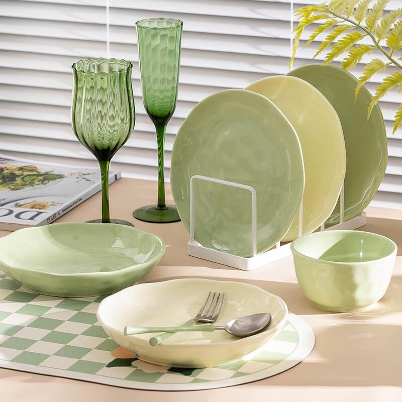 KANGMO 36-Piece Cream Style Ceramic Dinnerware Set with Casserole