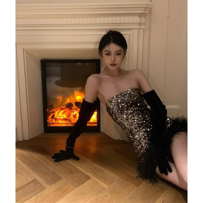 New sexy hottie tube top dress dress socialite heavy industry sequined feathers pure hip wrap dress