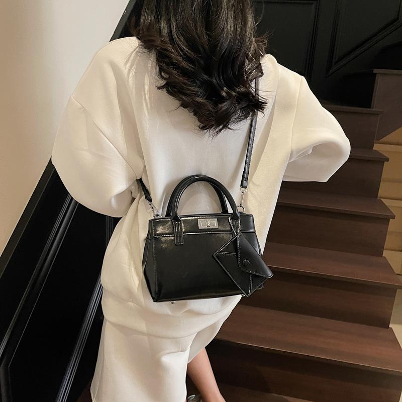 Bag Women's New Versatile Messenger Bag Handbag Bucket Bag