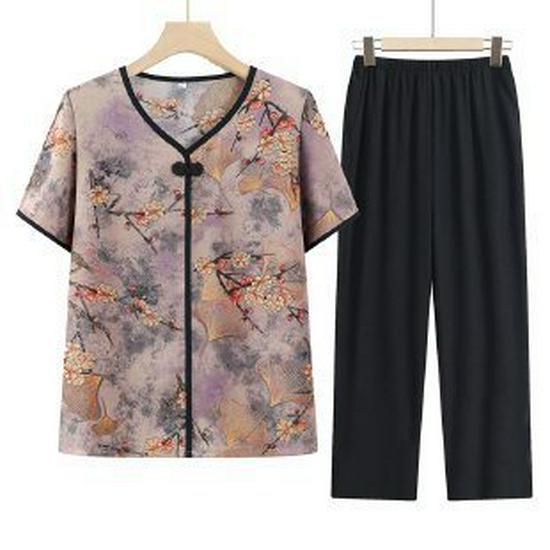 Summer Shirts for Elderly Women: 2026 Grandma Style Tops & T-Shirts