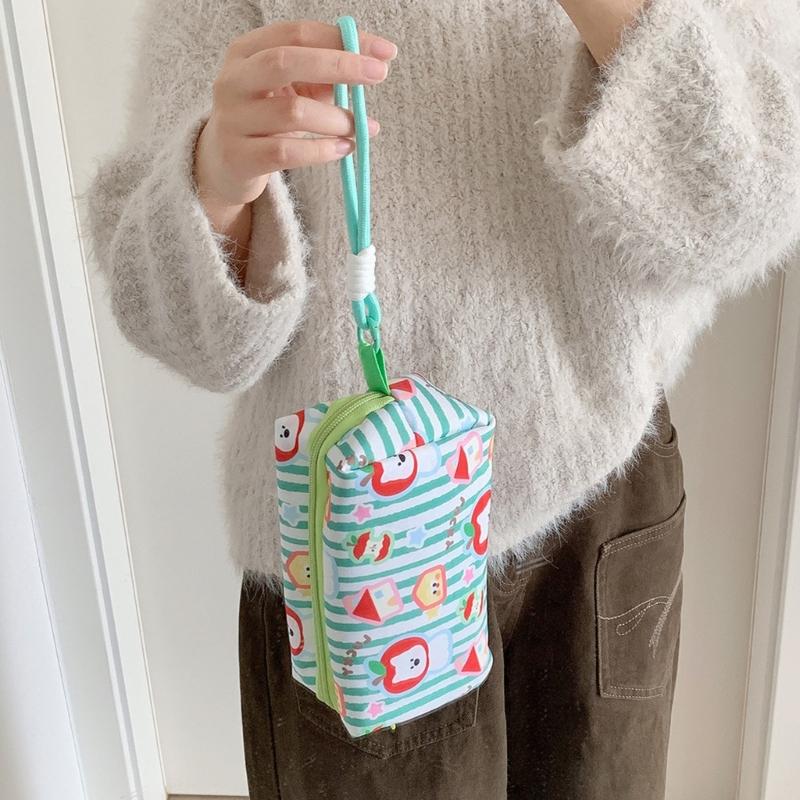 Creative Student Cosmetic Pouch With Cartoon Design Portable Hand Carry Water Resistant Polyester Makeup Organizers For Teens Women Daily Use