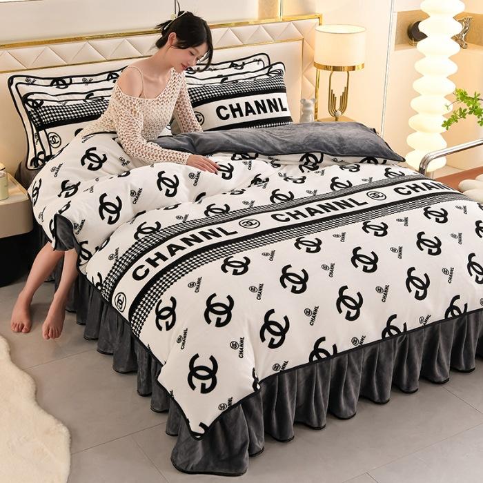 Thickened Milk Fleece Four-Piece Coral Fleece Quilt Cover, Bed Sheet Fleece Double-Sided Fleece Flannel Bedding, Bed Skirt