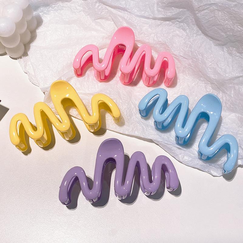 2023 Colorful Jelly Wave Hair Claw Hairpin Women Girls Fashion Design Korean Sweet Simple Irregular Hair Clip Headwear Wholesale