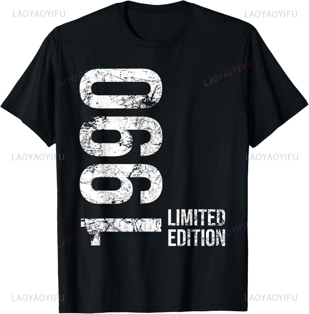 Vintage Class 35th Birthday Decorations Vintage 1990 35 Years Old T-Shirt Print Original Design Gifts T Shirts Camiseta